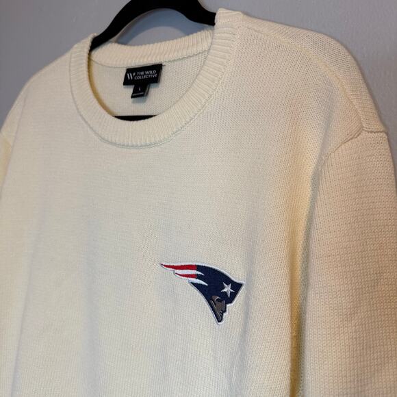 New England Patriots NFL The Wild Collective Embroidered Sweater Mens Size L New - Picture 3 of 7